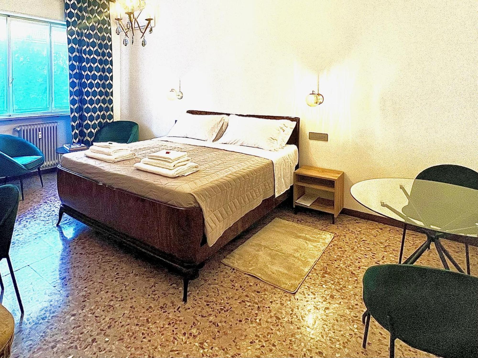 Casa Margherita เปียเชนซา ภายนอก รูปภาพ