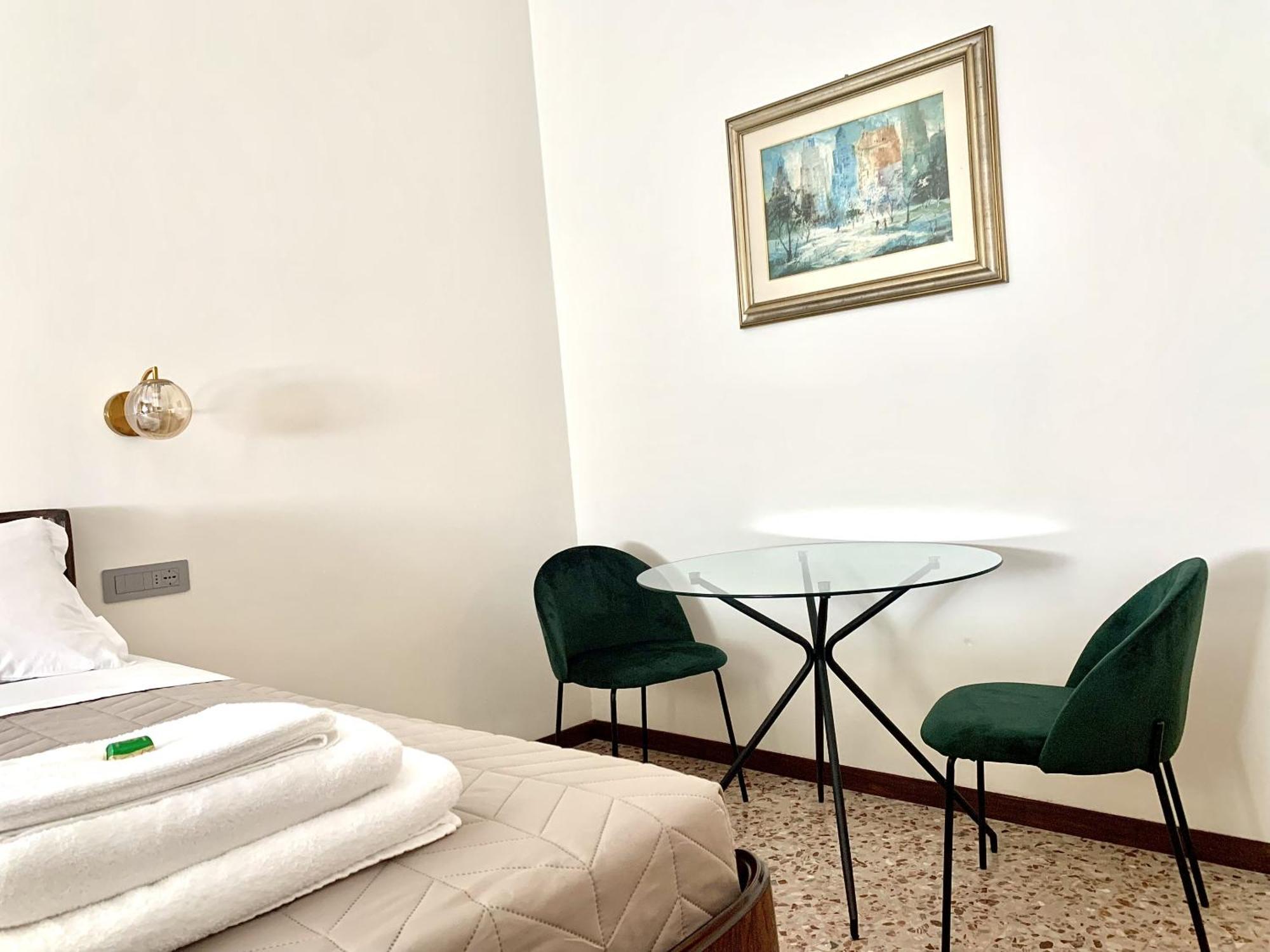 Casa Margherita เปียเชนซา ภายนอก รูปภาพ